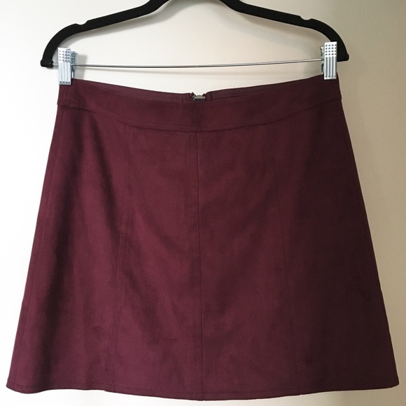 2/$12! F21 Maroon Suede Like Skirt Zipper Front - Picture 5 of 14
